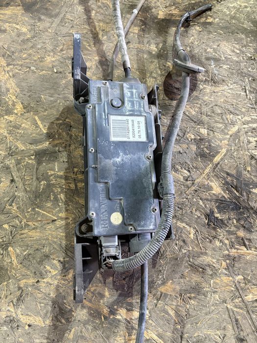 Renault Scenic 2006 година Мотор електрическа ръчна спирачка