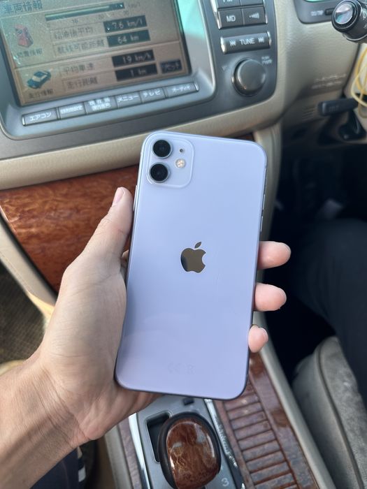продам айфон 11 64 гб