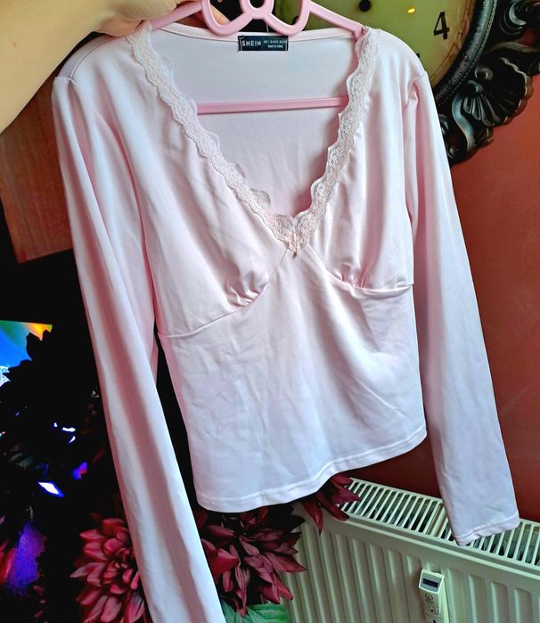 Bluza roz cu dantela bluza damă model mulat elegant