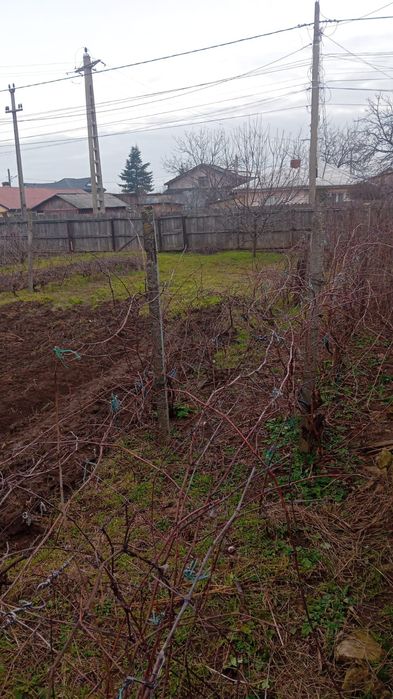 Casă de vânzare in comuna Gugesti
