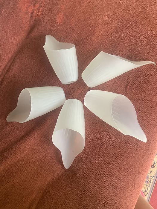 Плафоны на люстру. Звонить на воцап