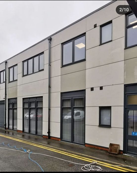 Мойка фасадов и окон