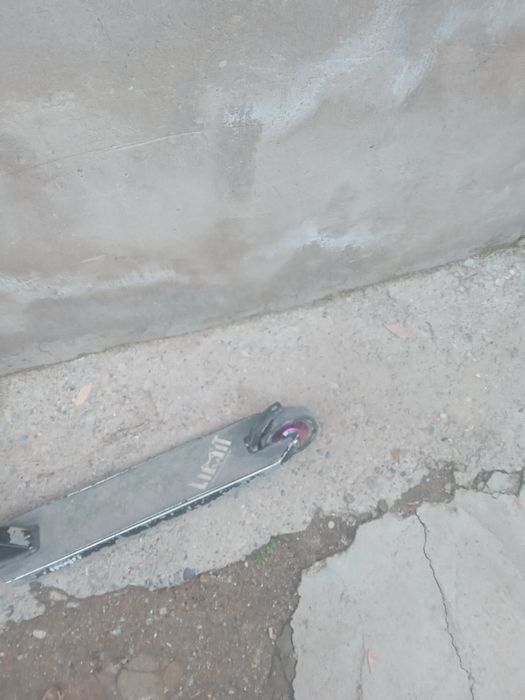 Трюковой самокат