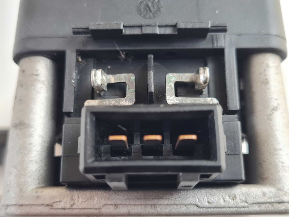 Запалителна бобина BERU ZSE001 Audi VW Seat Skoda, B4, Golf 3, Passat