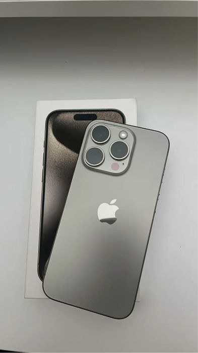 Iphone 15 pro, 256 гб