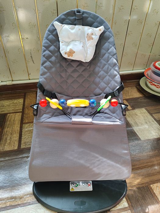 Продаётся детский шезлонг