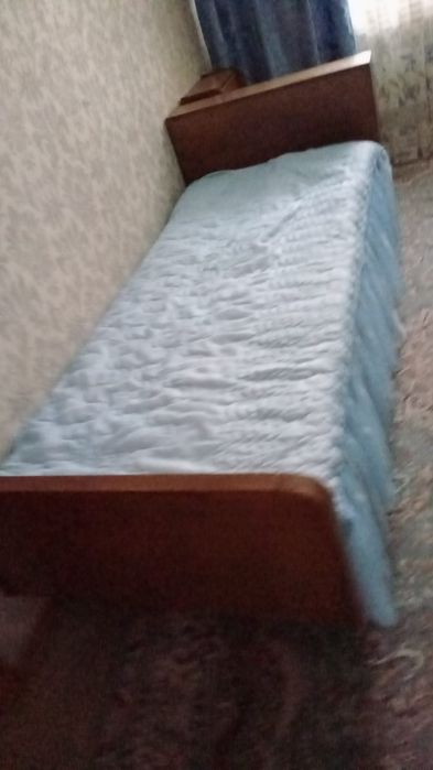 Односпальная кровать