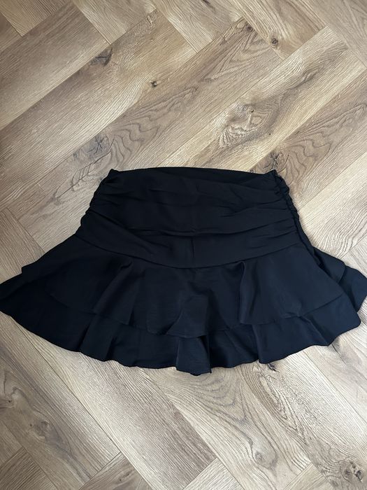 Черна поличка Zara