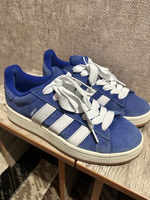 Продам кроссовки Adidas оригинал ,