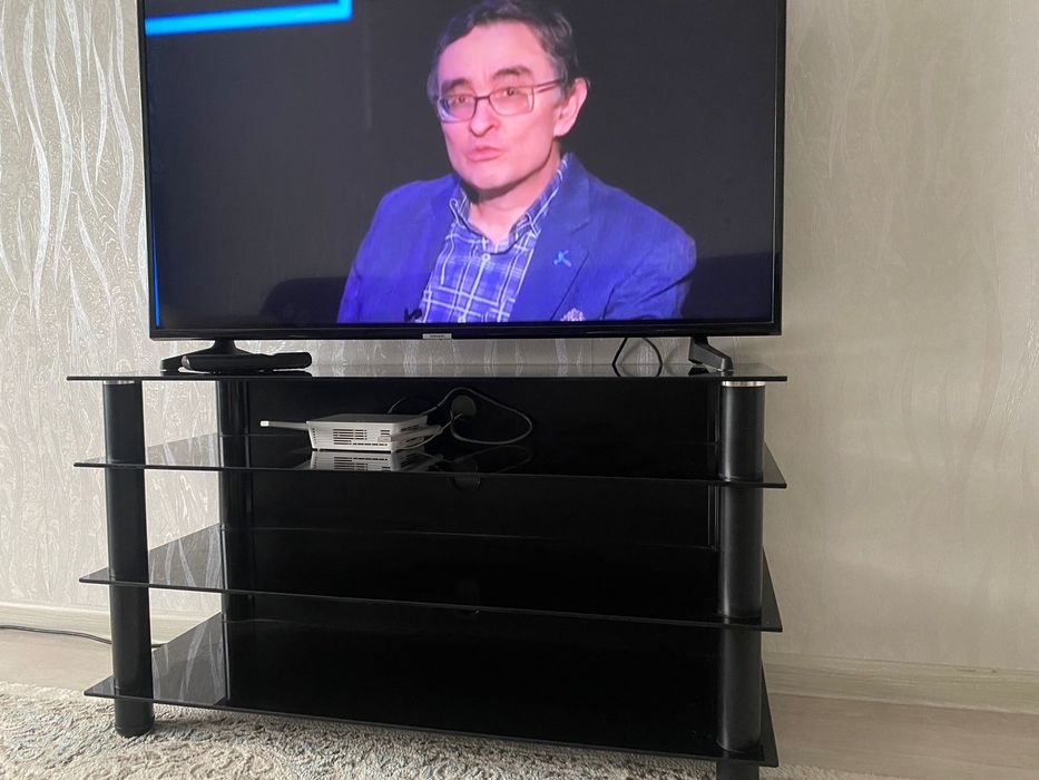 тумба под Телевизор