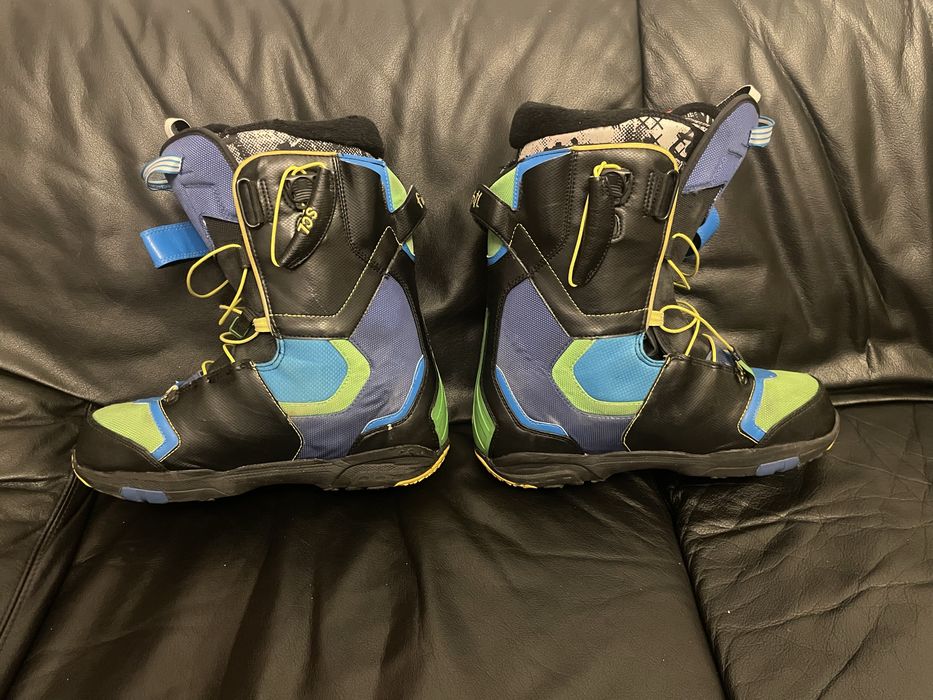 Boots snowboard - EU 43 / Mondo 28
