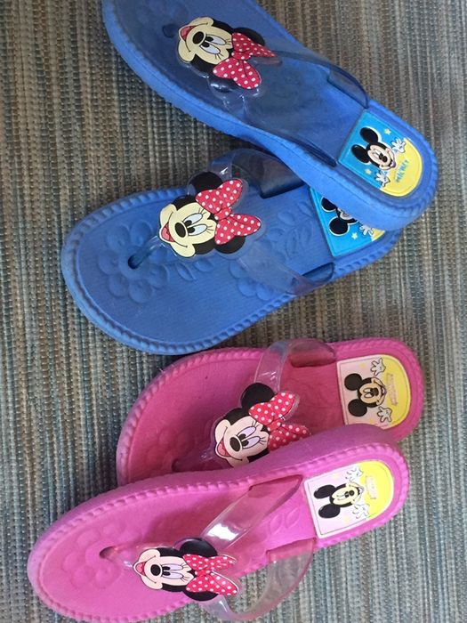 Ватирани кецове,гумени ботуши, пантофи, сандали, джапанки,