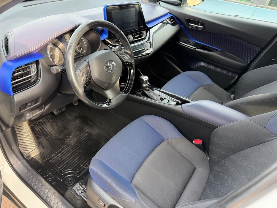Toyota C-HR 16900€  unic proprietar