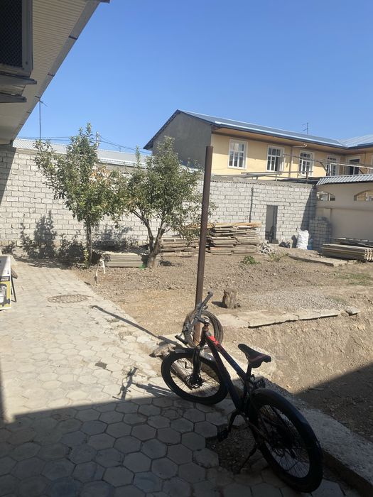 Srochna Yashnobod tum. 2,3 sotx xovli sotiladi