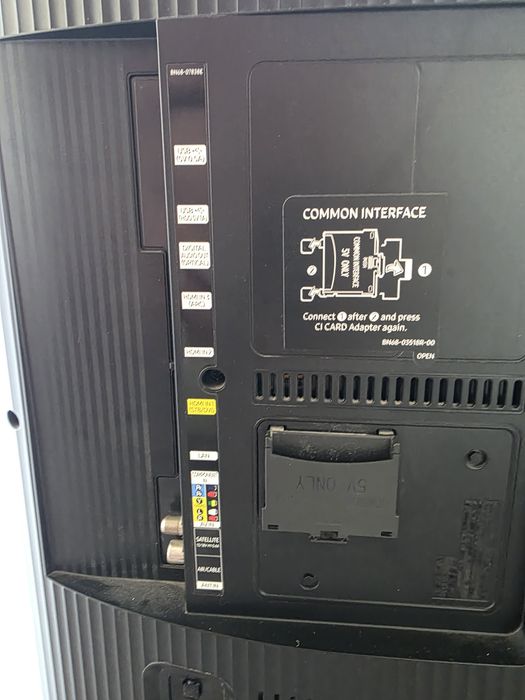 TV Samsung  de 108 cm