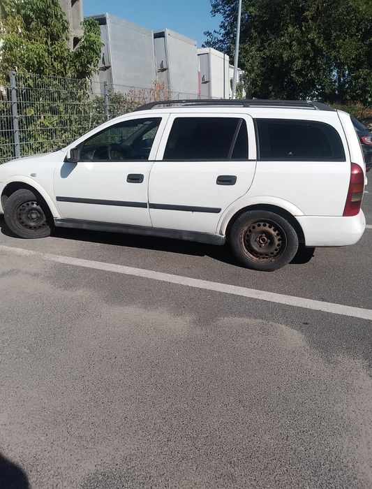 Vând  mașină de munca sau pentru rabla