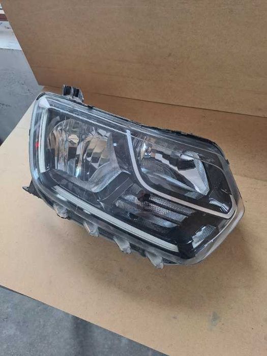 Far dreapta Dacia Duster 2 Led lumina de zi cod 260101133R