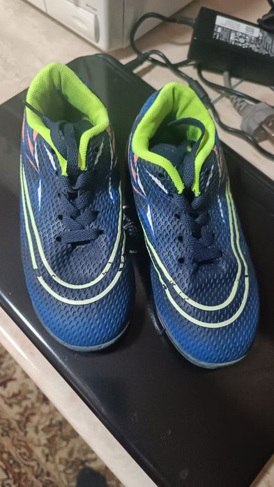 Кроссовки детские