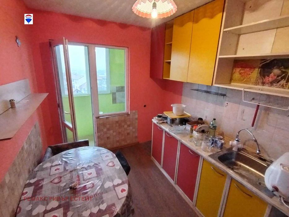 Продава се Тристаен апартамент в Русе, Дружба 1 - 100 кв.м за 1289 €/кв.м - Снимка #7