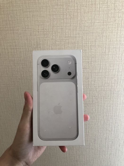 Продам Iphone 17 про 512 гб новый