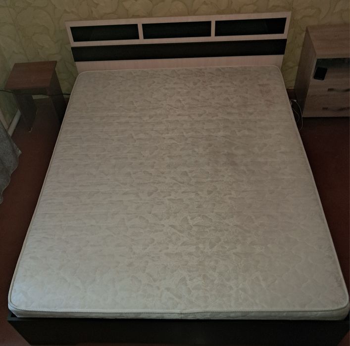 Кровать  двуспальная