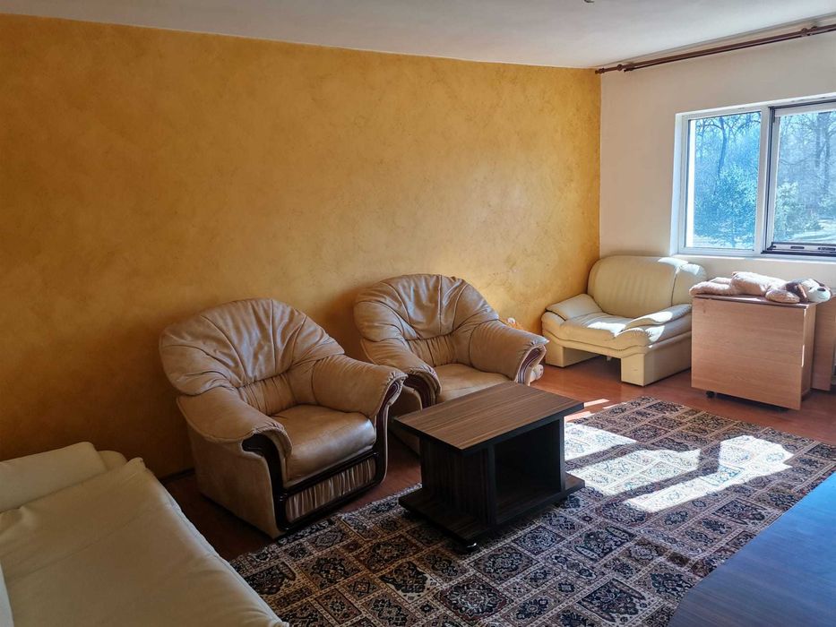 Apartament 2 camere de vânzare Plopeni, Prahova