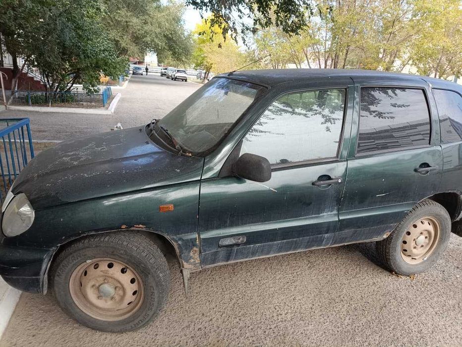 Нива Шевроле 2004 г