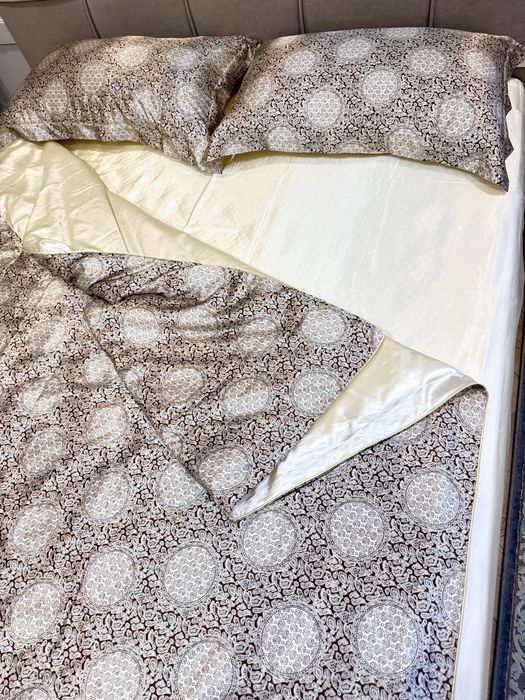 Комплект постельного белья из 100% шелка