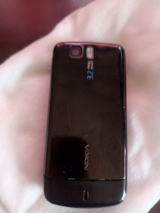 Продам Нокиа 3.2mega pixel