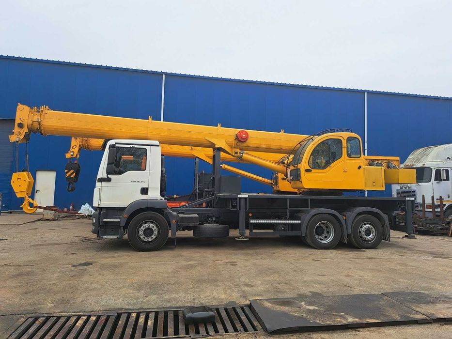 MAN TGM ,6x4 / 6x2 macara noua 25 tone , 30 metri , euro 6  superpret