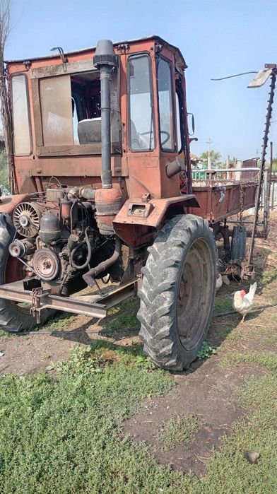 Продаётся трактор T-16