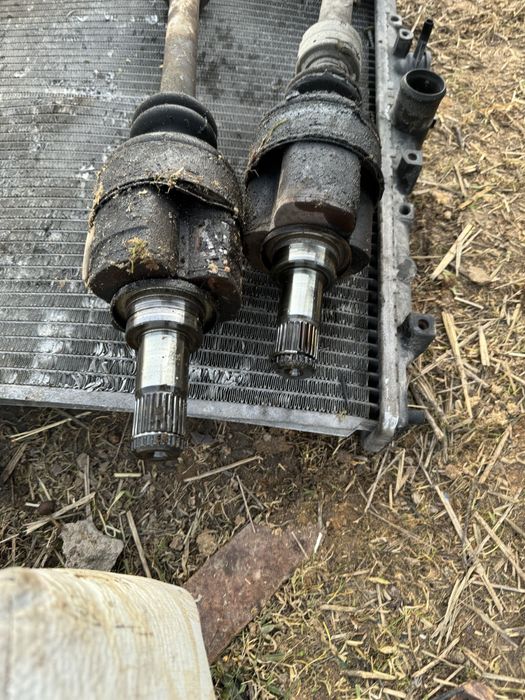 Привод на 1.6 автомат Каризма