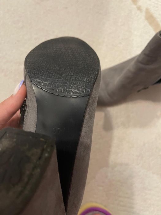 Ботильоны из замши