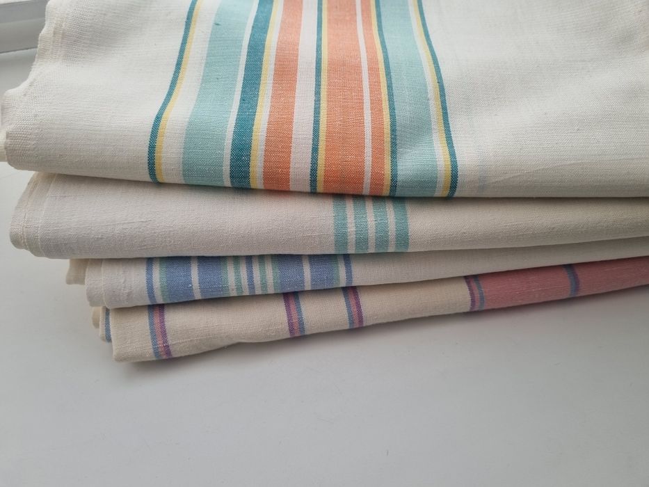 Продам простыни, лен, качество-СССР. Также имеются пододеяльники.