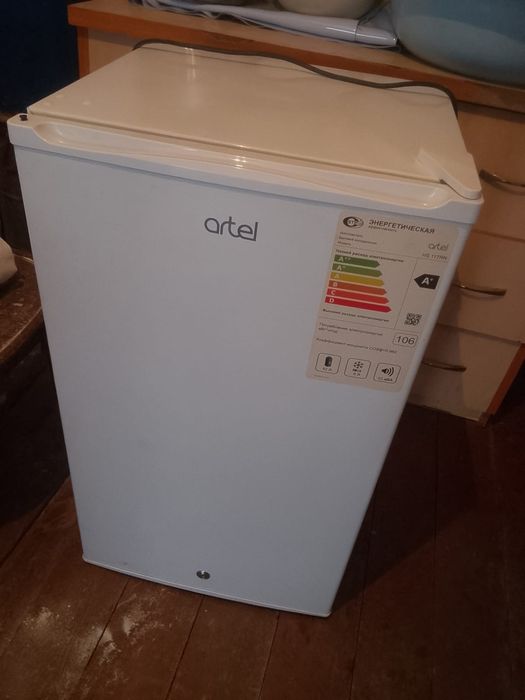 Холодильник artel 1м