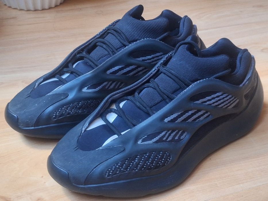 adidas YEEZY 700 V3 Alvah мъжки маратонки