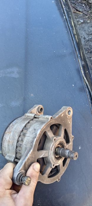 Генератор на погрузчик 24в