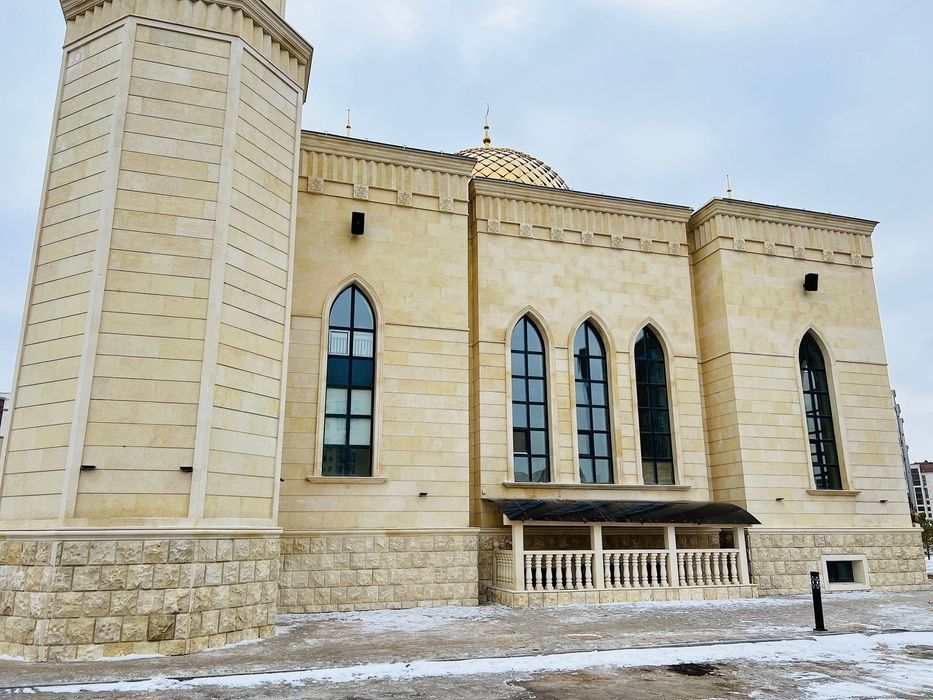 Ремонт фасадов, лестниц, облицовка гранитом, травертином