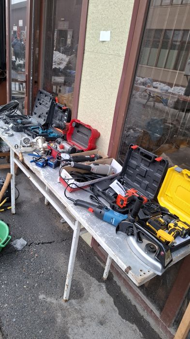 Продам электроинструменты