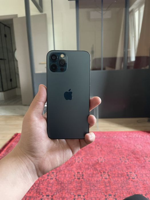 Iphone 12 pro срочно