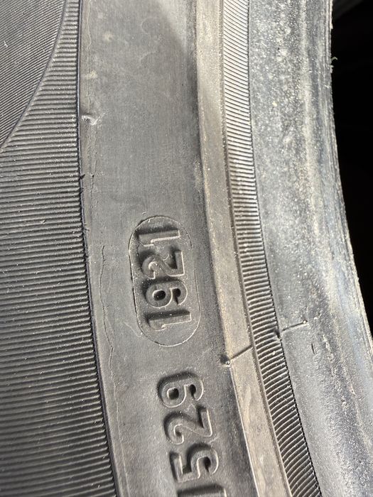 Зимни гуми 285/40/21