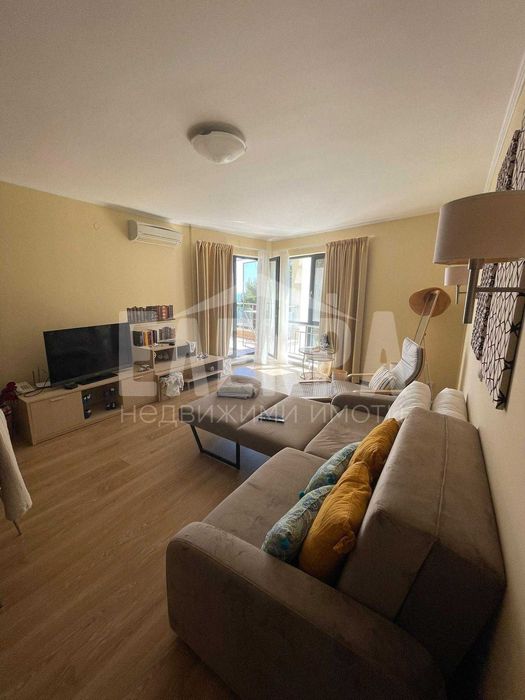 Продава се Тристаен апартамент в Варна, Център - 105 кв.м за 1143 €/кв.м - Снимка #8