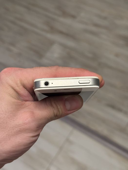 iPhone 4s iOS 6.0.1 16 Gb Piesa Rara Impecabil