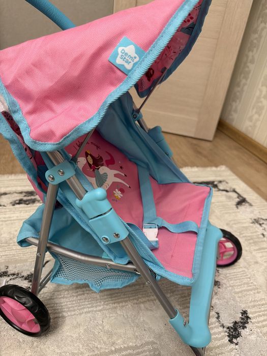 Каляска для кукол , как новая .