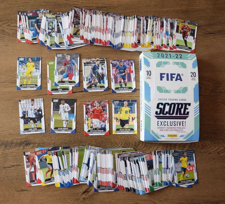 Продавам: Panini колекции Score FIFA 2021/22 & 2022/23 (200 карти)