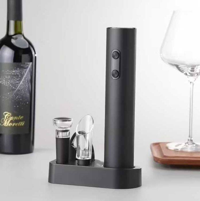 Коледен подарък електрически тирбушон отварачка за вино с аксесоари