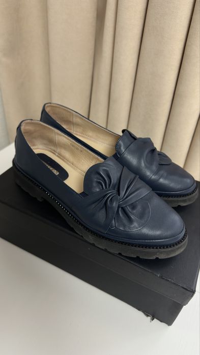 Лоферы кожанные 36 р