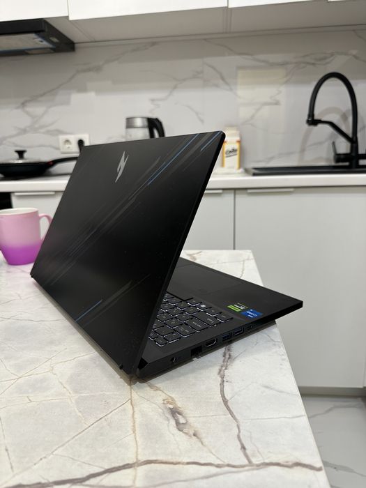 Acer Nitro i5 13th