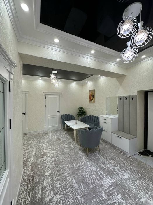 Продается 3 ком. Квартира на 2 этаже площадью 106 кв.м. В Согдиане