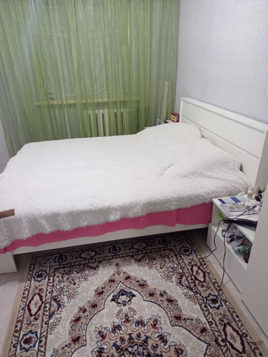 Продам спальный гарнитур